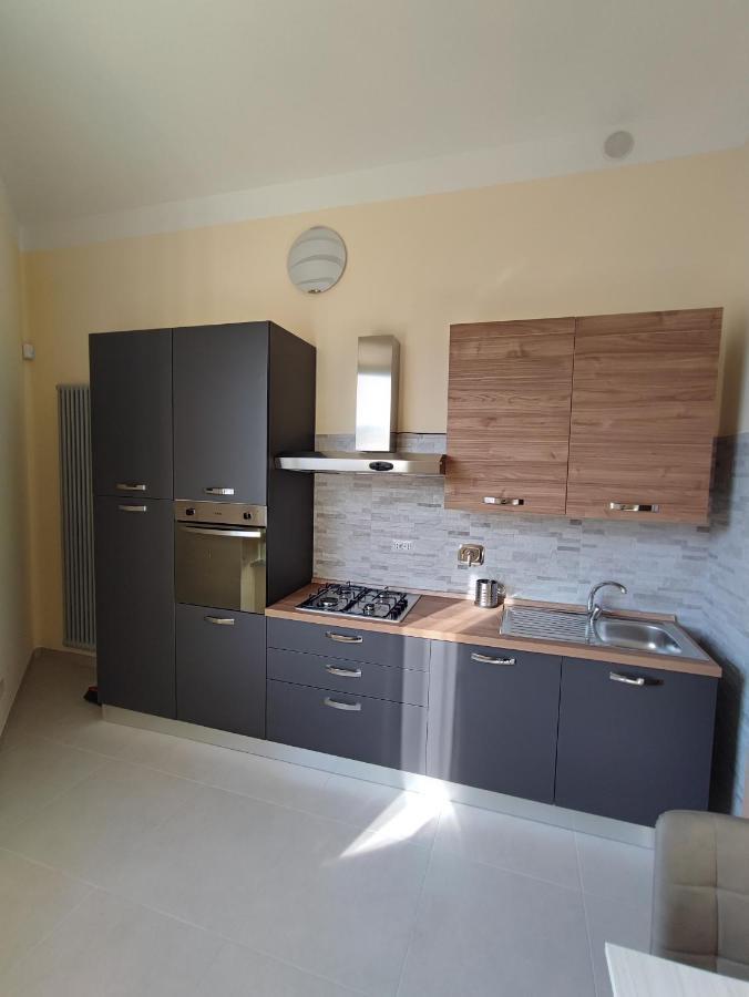 In Centro Rooms And Apartments Isola di Liri ภายนอก รูปภาพ