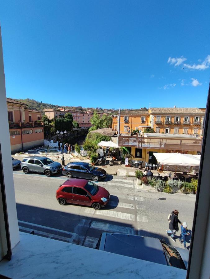 In Centro Rooms And Apartments Isola di Liri ภายนอก รูปภาพ