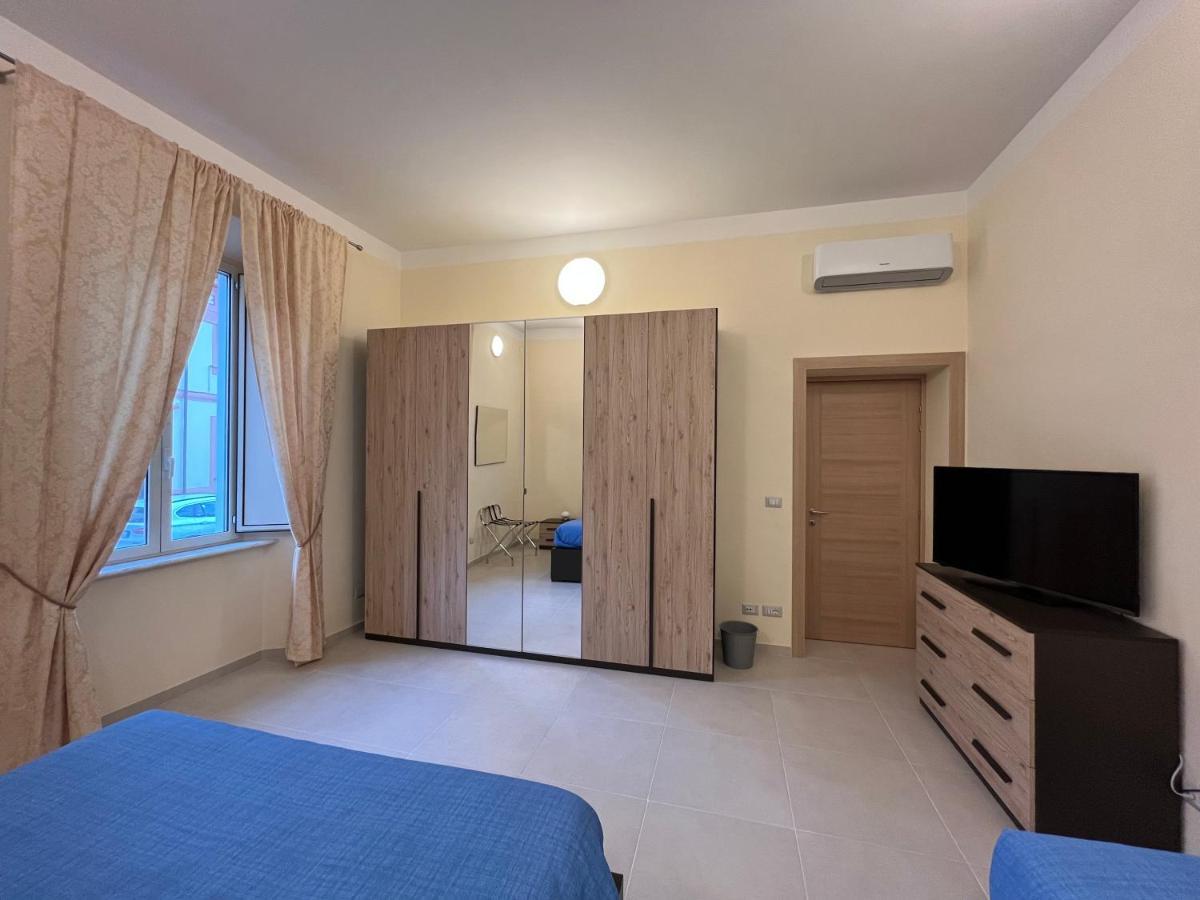 In Centro Rooms And Apartments Isola di Liri ภายนอก รูปภาพ