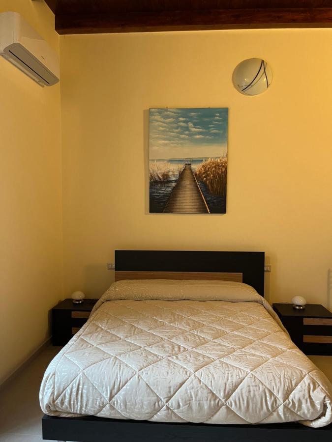 In Centro Rooms And Apartments Isola di Liri ภายนอก รูปภาพ